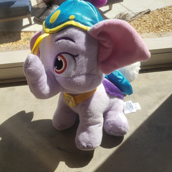 Gently Used, Disney Store Aladdin Jasmine Taj Elephant Palace Pet Plush - Picture 5 of 9